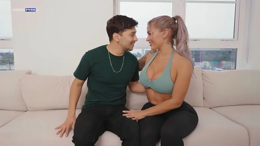 New Hayley Davies Australian Comes Over To Fuck (2024)