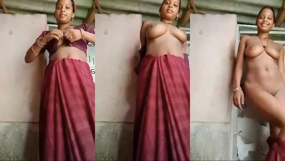 Desi Cheating Wife Making Nude Shower Video