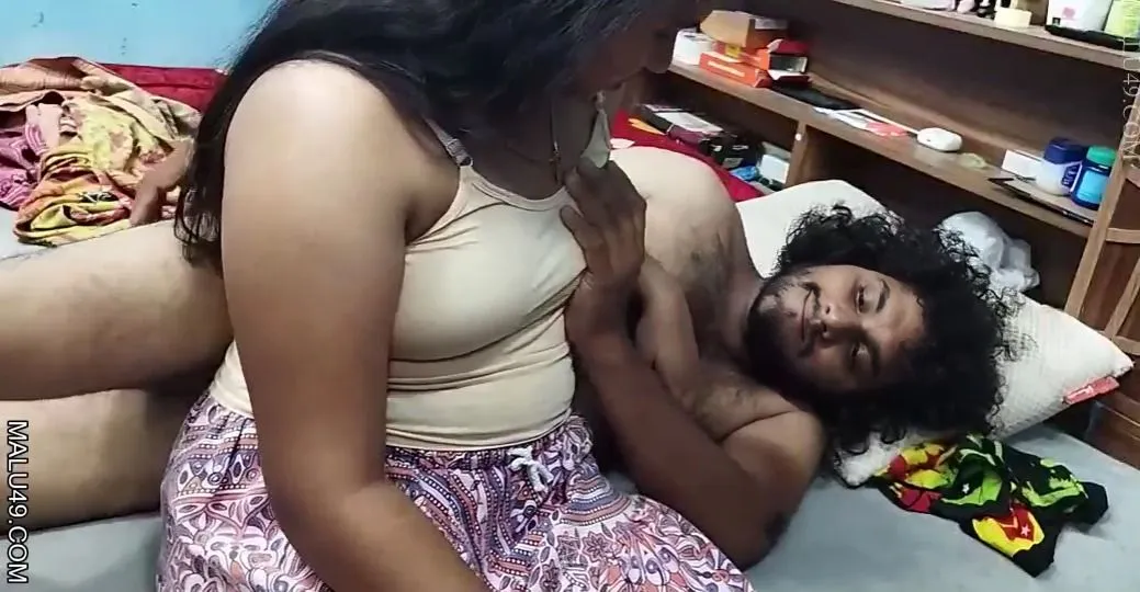 Watch Famous Mallu Vaishnavi Sr Youtuber Cpl Romance And Fucking Part 2