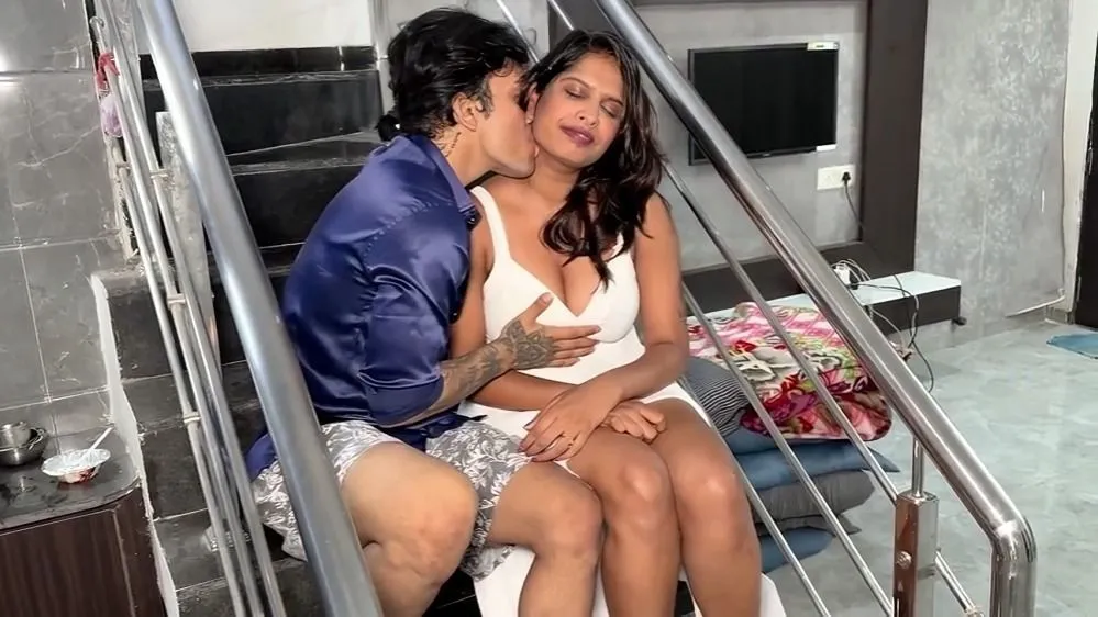 Stairs Romance Hindi (2025) Uncut Hindi Short Film Watch Online Movies Free