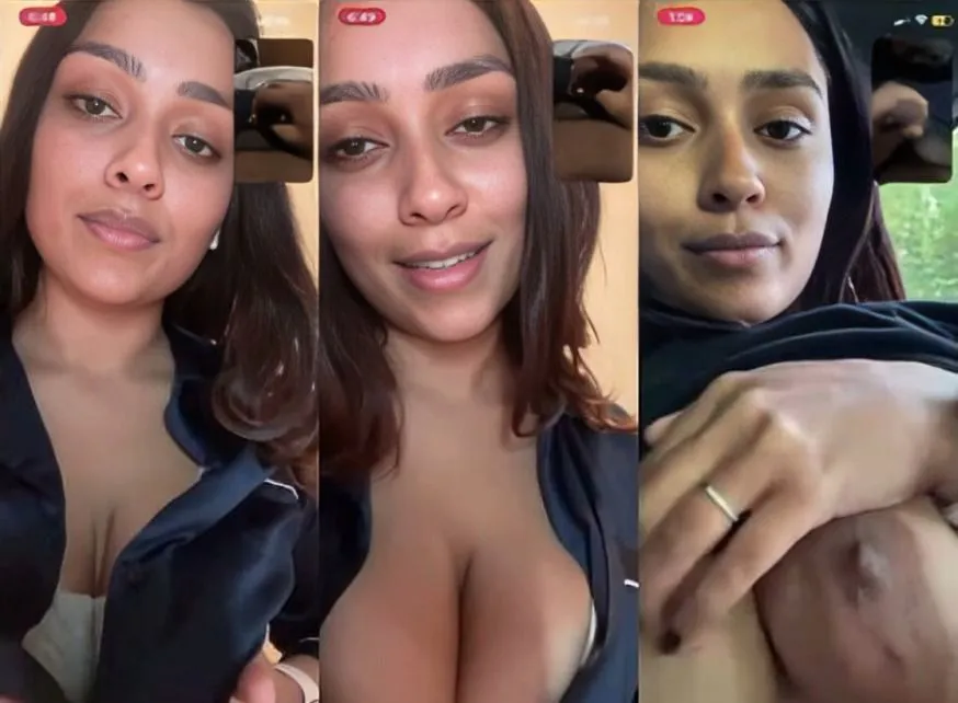 Indian Girl Shows Her Boobs Selfie