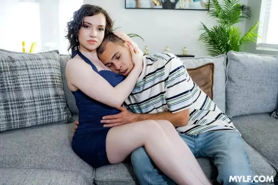 Let Me Show You What Stepmommy Can Do Better Than Your Girlfriend Hazel Paige