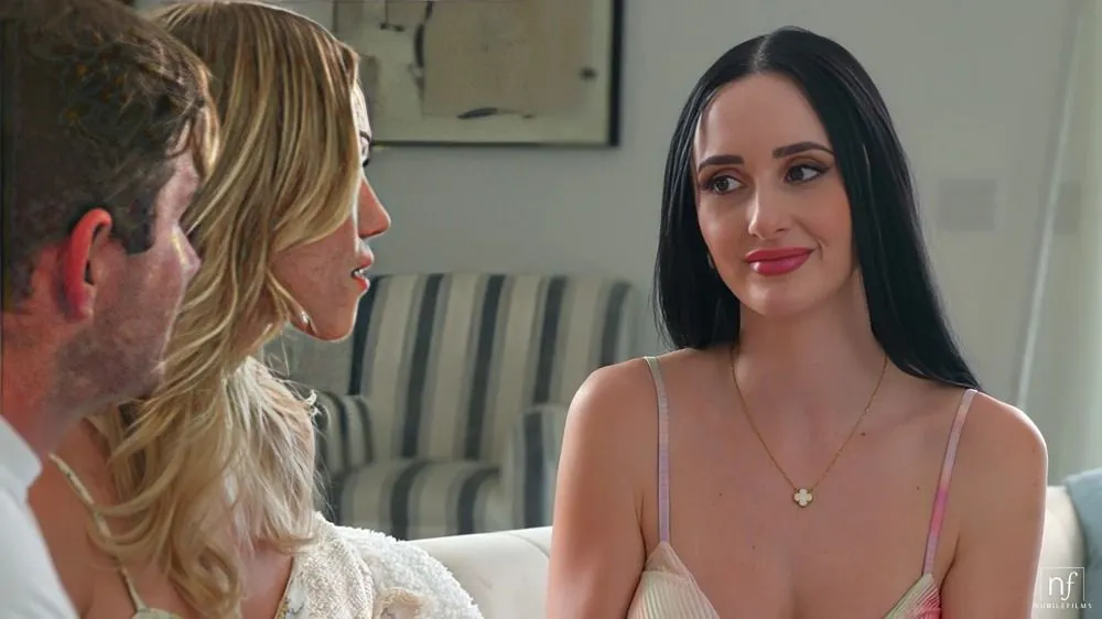 Nubilefilms   Diana Grace, Violet Voss   Good Friends Make Great Lovers