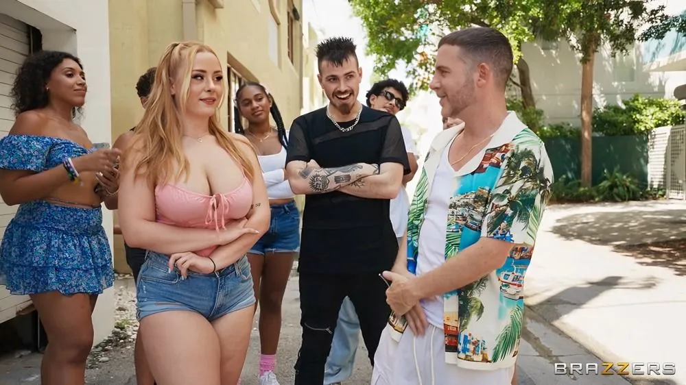 [Brazzers] Zoey Uso – Unc Z Gets A Rush!