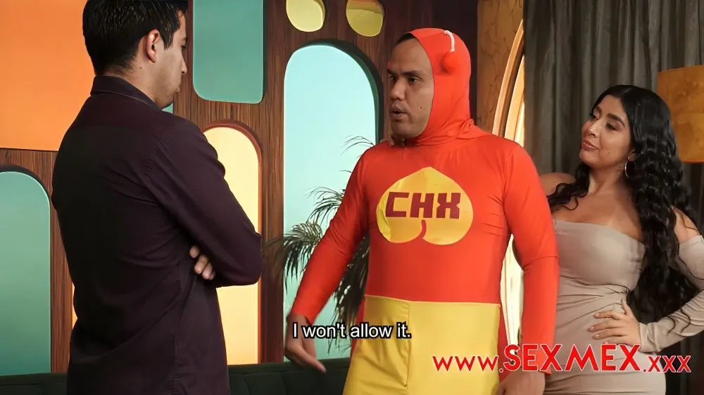 [SexMex] Lina Henao – The Horny Red Hooper Rescues The Booty Chick