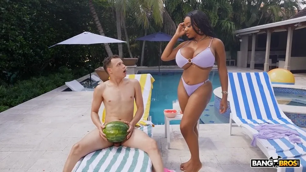 [BangBros] Tiamaria – Fuck My Melons