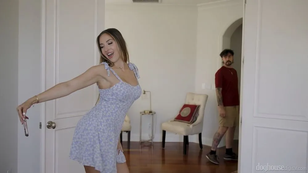 [DoghouseDigital] Melissa Stratton – Milf Need A Creampie