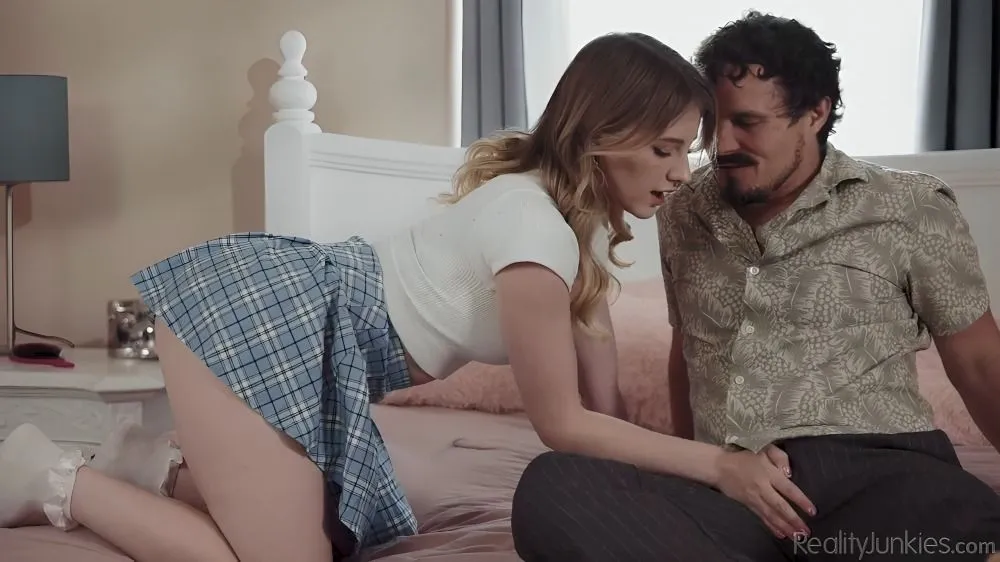 [RealityJunkies] Melody Marks – Deep Inside Schoolgirl Sluts