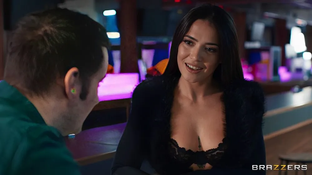 [Brazzers] Nuria Millan – 1 Date, 2 Cocks