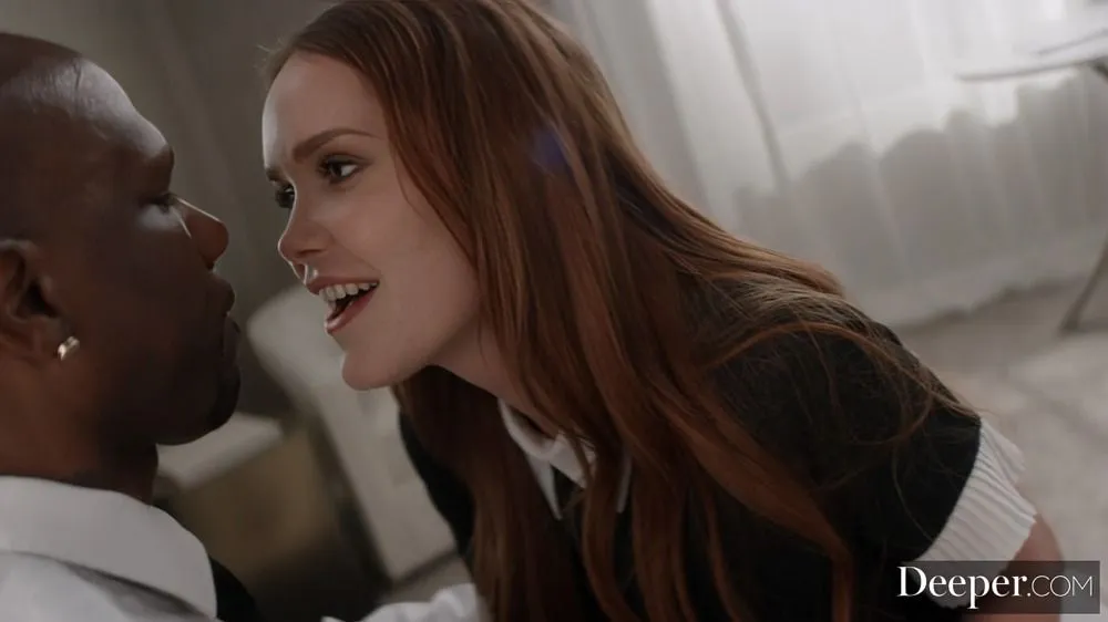 [Deeper] Chloe Foxxe – Come On Your Knees