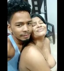 Desi aunty fucking with young boy