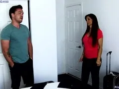 Sharing Bed With Cougar MILF fuck in hotel