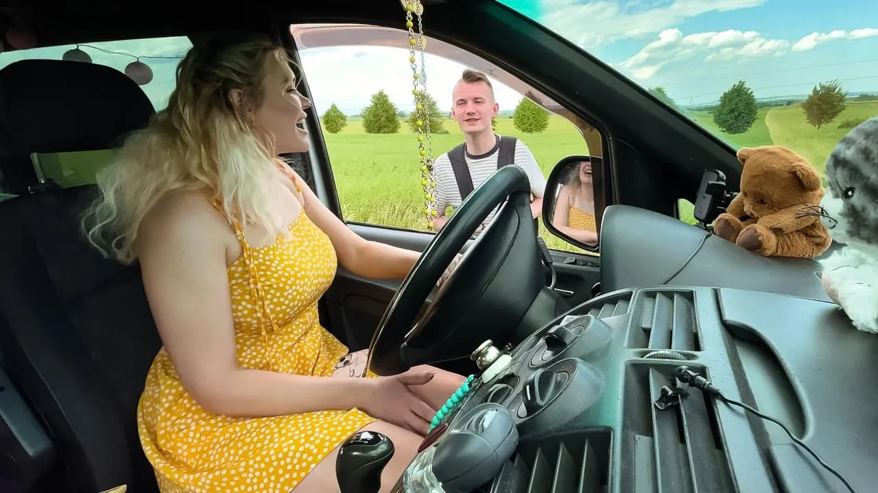 Fuckin’ Van Life – BigNaturals Gina Varney