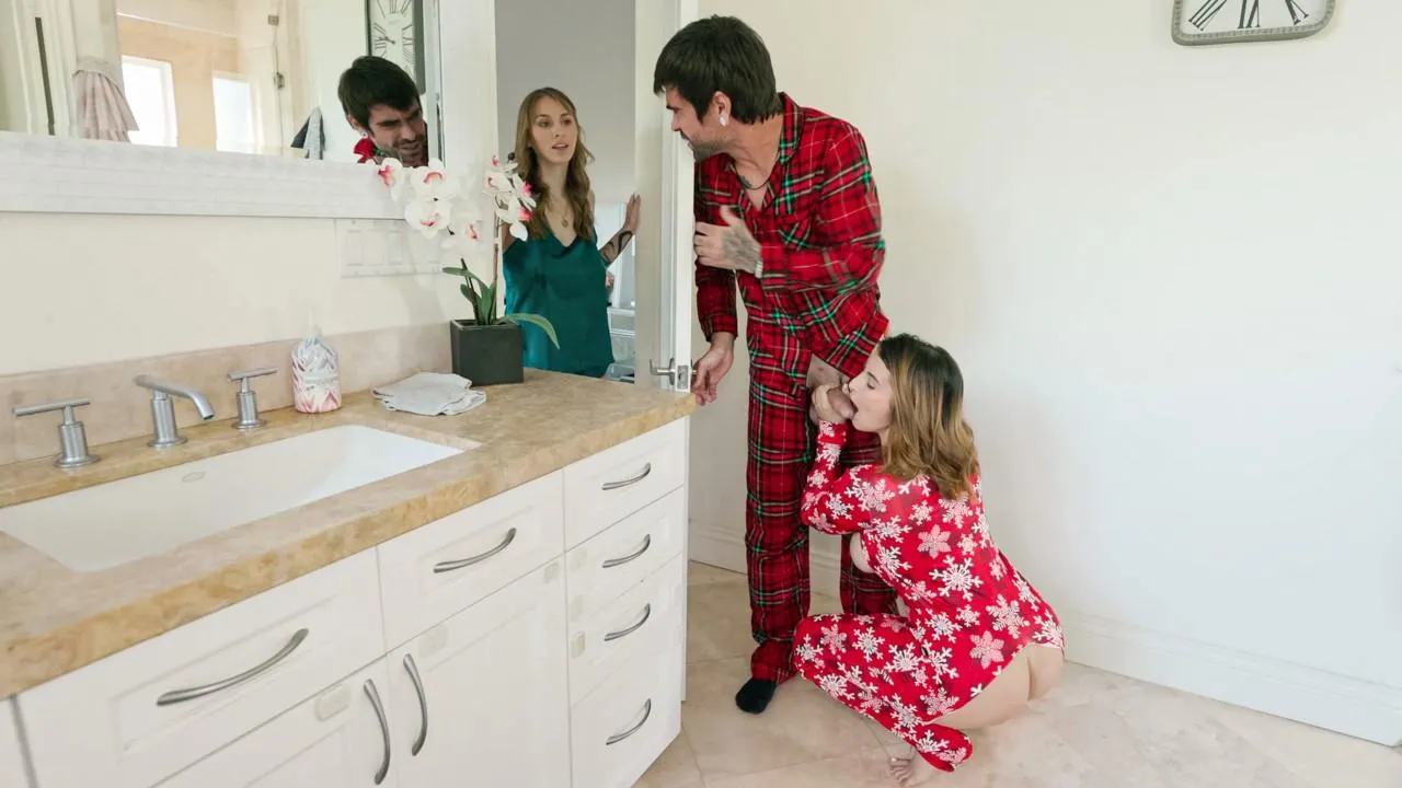 A Very Cummy Christmas Eve – [SneakySex] LaSirena69, Angel Youngs