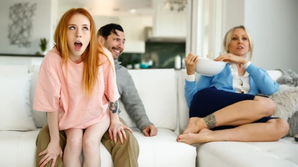 College Girl Wants Cum – [Dilfed] Madi Collins  