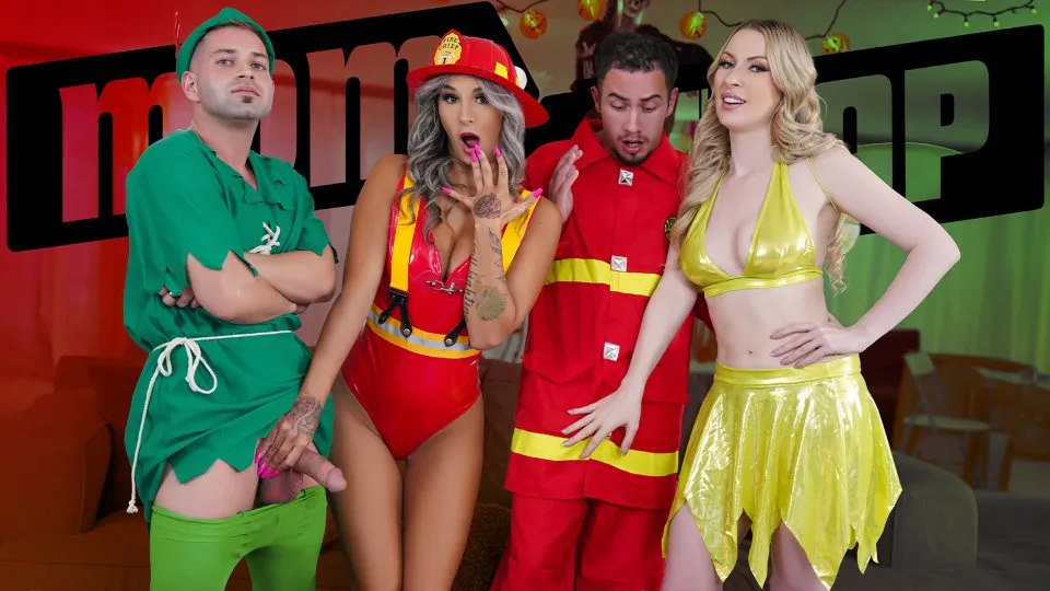 Sexy Halloween Treat – [MomSwap] Mandy Rhea, Sydney Paige