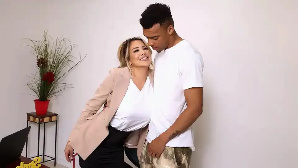 Quality Time With The In-Law – [NuruMassage] Caitlin Bell 