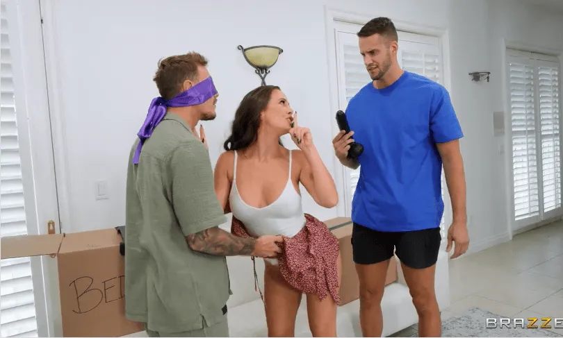 The Secret Slut Next Door – [BrazzersExxtra] Cherie Deville