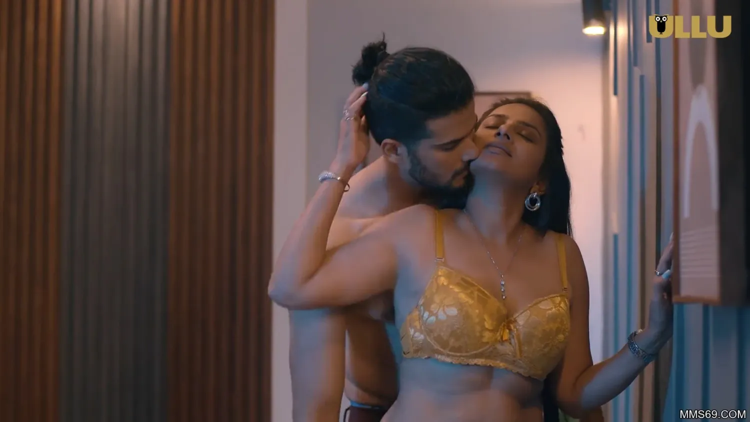 [18+] Choked (Season 01) E01 (2024) Hindi ULLU Originals WEB Series