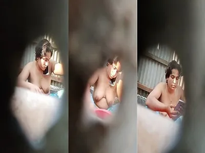Indian Bhabhi Boobs Video Capture Leaked