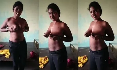 Indian Tamil Girl Play With Her Boobs
