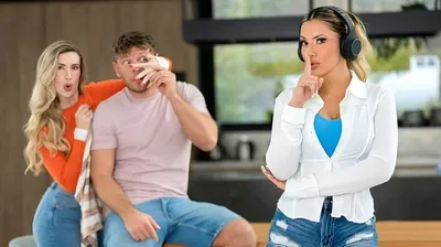 [LatinaMilf] Kenia Music – Big Booty, Bigger Secret