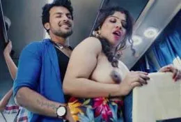 Love In Moving Bus Episode 02 Uncut – Nuefliks Exclusive