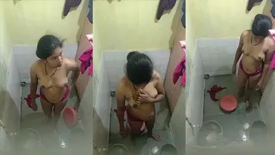 Bhabhi Full Nude In Bathroom Capture 3 Videos Of Before Bathing