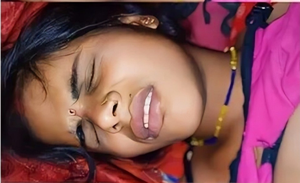 Sexy Bhabhi Fucked With Her Boyfriend