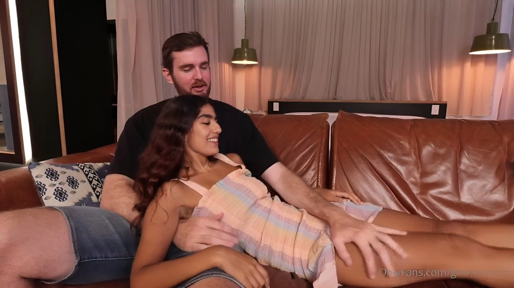 Hot Tiny Indian Struggles To Handle Hard Pounding From Huge Dick