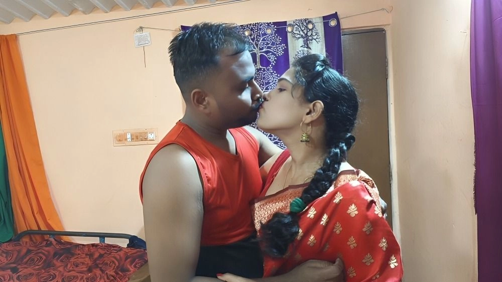 Desi Hot Wife Fucking With Her Devar