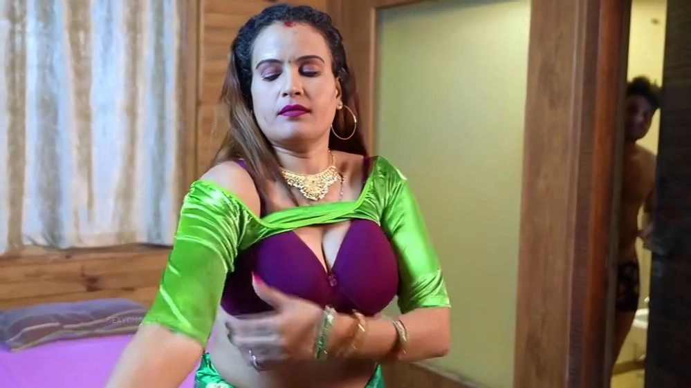 Village Bhabhi (2025) Hindi Uncut Short Film Watch Online Movies Free