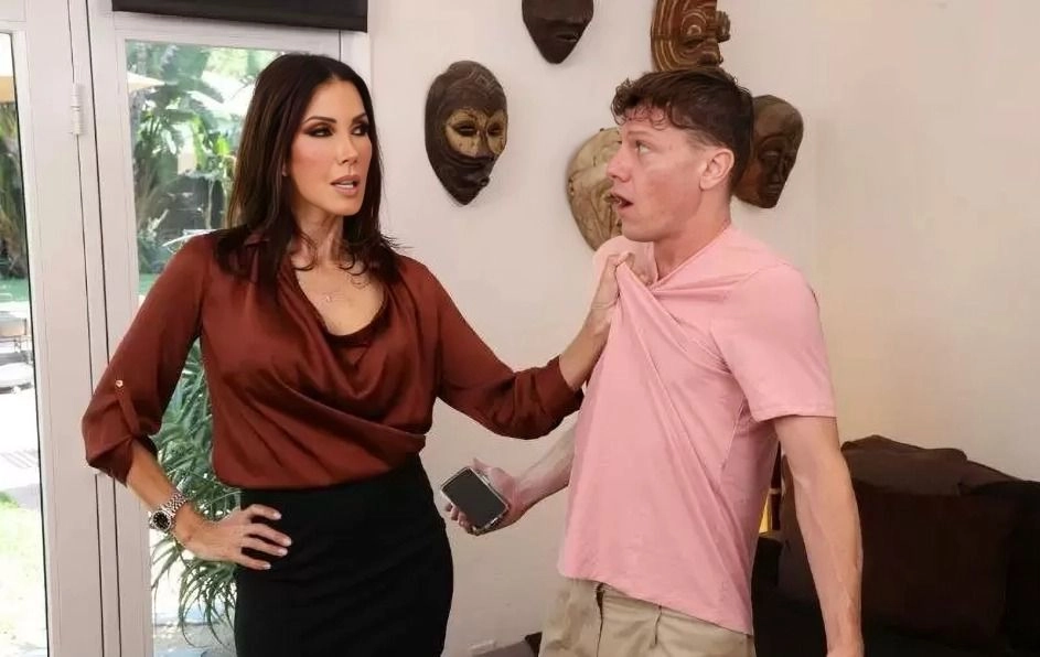 Sexy Milf Shay Sights Takes Her Son’s Friend’s Cock For A Ride [MyFriendsHotMom]