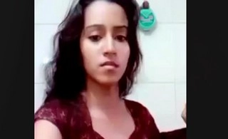 CUTE HORNY GF BATHING AND FINGERING