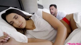 Young Guy And His StepSister Angelica Cruz Have Sex After Hang Up