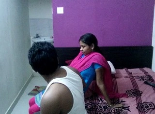 Desi couple fucking in hotel room