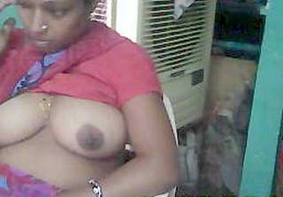 desi village bahbi show her boobs