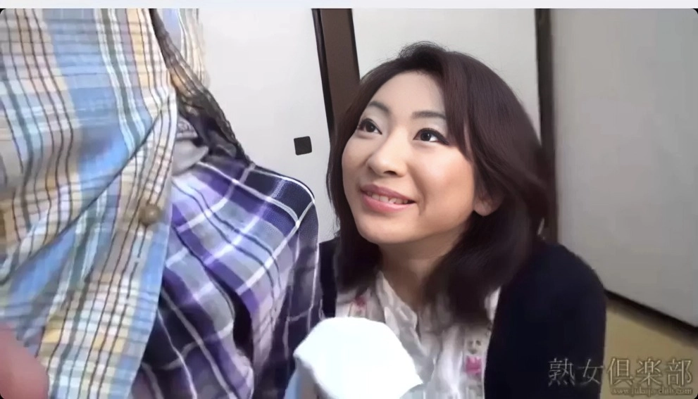 Japanese mom giving hand treatment to his son
