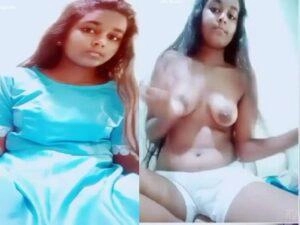 Beautiful Girlfriend Nude Showing For Lover