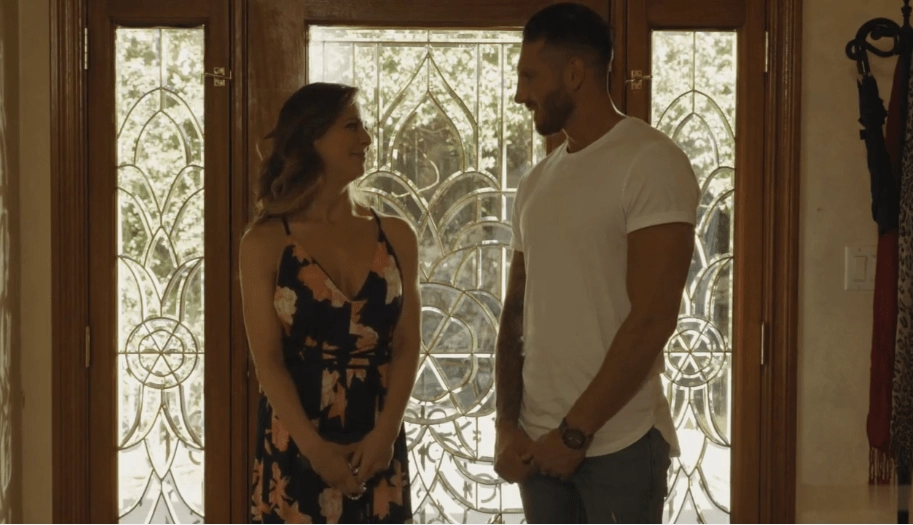 Mature milf cannot resist the young guy