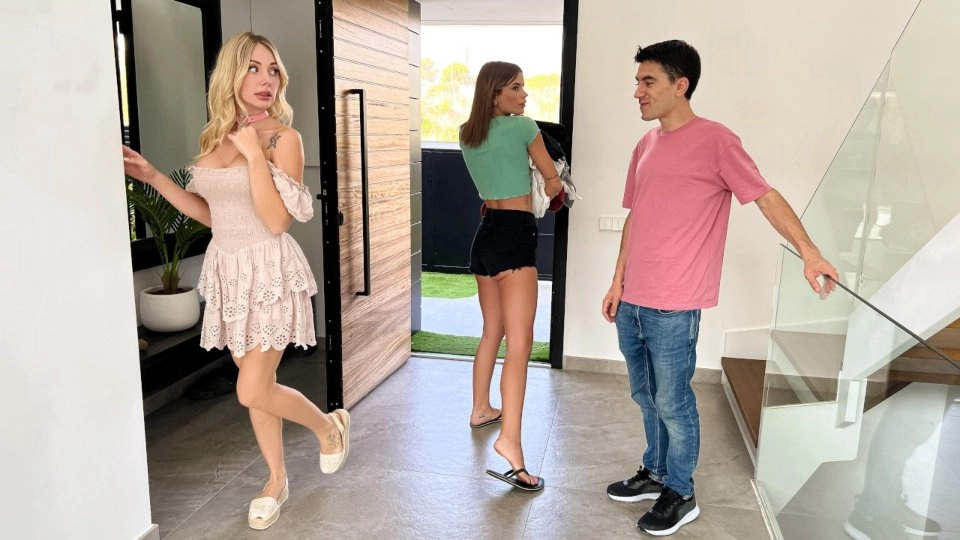 Fucking My GF’s Stepsister – [SneakySex] Angie Lynx