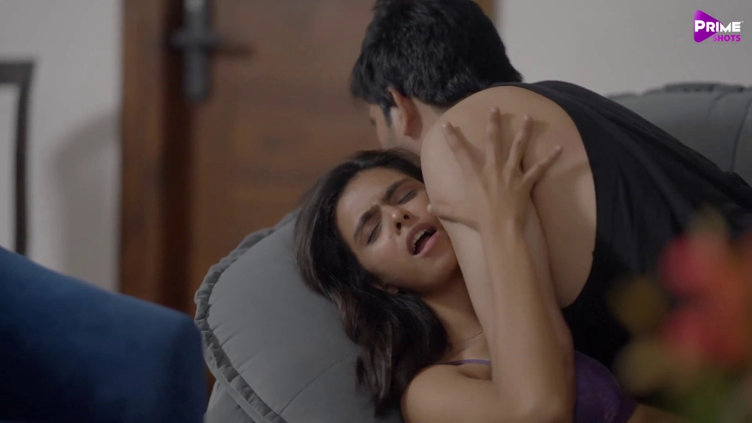 [18+] Kursi (Season 01) E05 (2023) Hindi PrimeShots WEB Series