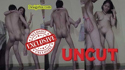 Newly Wed Girl – New Style Stand Desi Fucked – With Husband Watch Online