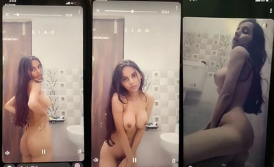 Beautiful Sexy Slim Mal Showing