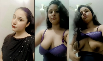 Desi Cutie Showing Boobs And Pussy🔥🔥
