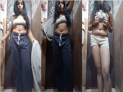 Horny Indian Girl Pressing Her Brest