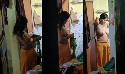 Indian Bhabhi Boobs Video Capture