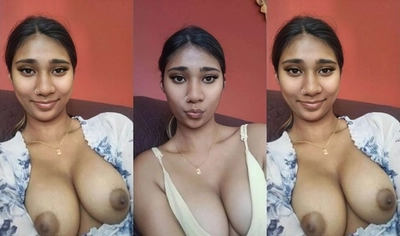 Cute Indian Tamil Girl Shows Boobs Straight