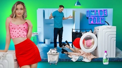 Fuck Me Outta Here! Russian Teen Gets Stuck And Fucked [IMadePorn] Lily Blossom