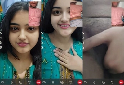 Sexy Indian Mall Shows Her Big Boobs And Fingering